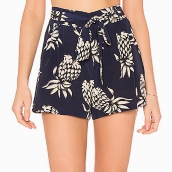 Rails Gigi Shorts Women S Navy Silk Pineapple Print Self Tie Belt Pockets Casual - Picture 1 of 10